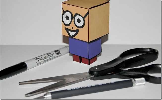 HTG Projects: How to Create Your Own Custom Papercraft Toy
