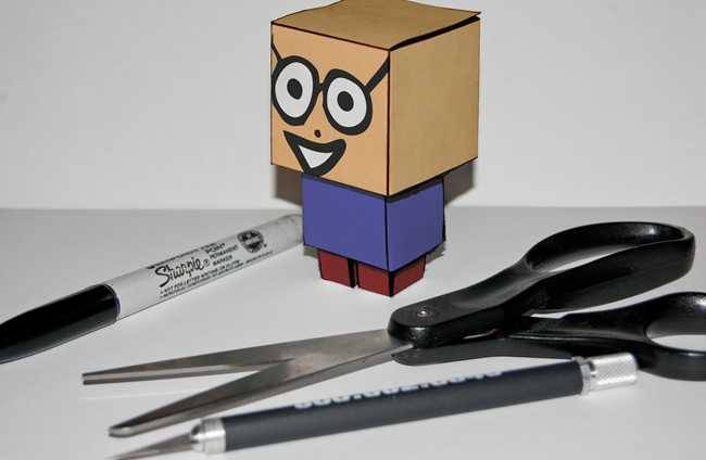 Buildable Paper Toy HTG Projects: How to Create Your Own Custom Papercraft Toy
