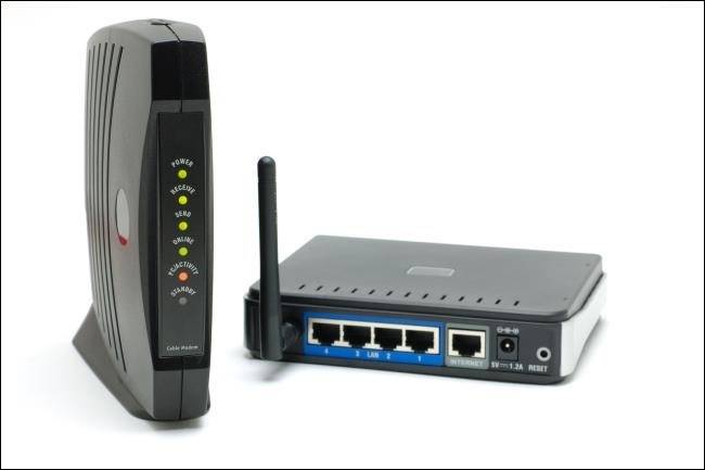 Should You Buy a Router If Your ISP Gives You a Combined Router/Modem?