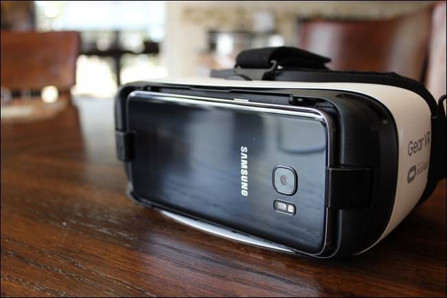 How to Set Up and Use Samsung Gear VR