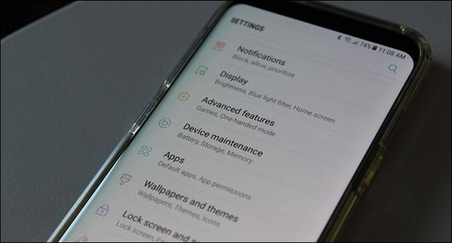 How Carriers and Manufacturers Make Your Android Phone's Software Worse