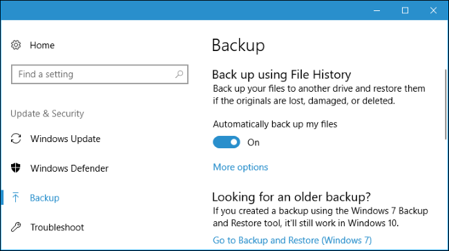 What's the Difference Between Cloud File Syncing and Cloud Backup?