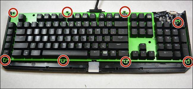 How To Replace And Re-Solder A Mechanical Keyboard Switch