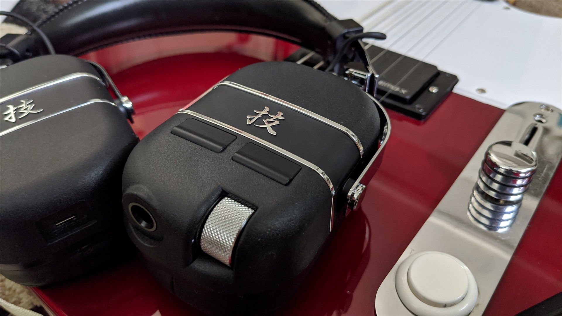 Boss Waza-Air Review: Packed Full of Killer Tone, Quirky Features