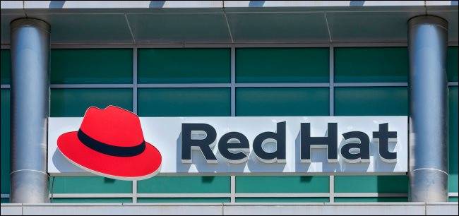 Знак компании Red Hat
