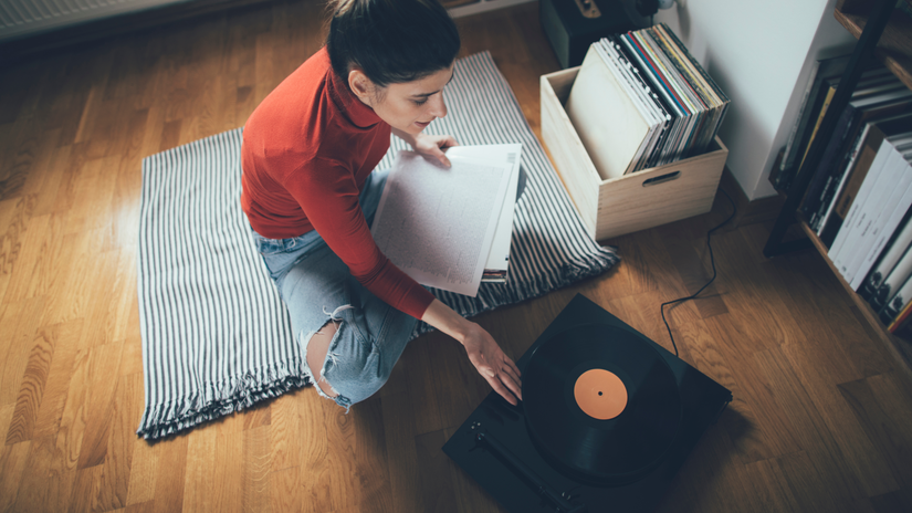 Belt-Drive vs. Direct-Drive Turntables: What's the Difference?