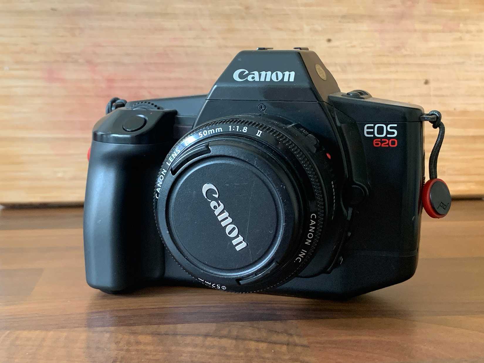 Area Fall Off Camera DSLR Cameras Are Falling Out of Favor, But They’re Still Worth Considering