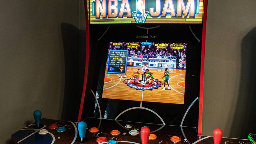 Arcade1Up 'NBA Jam' Arcade Cabinet Review