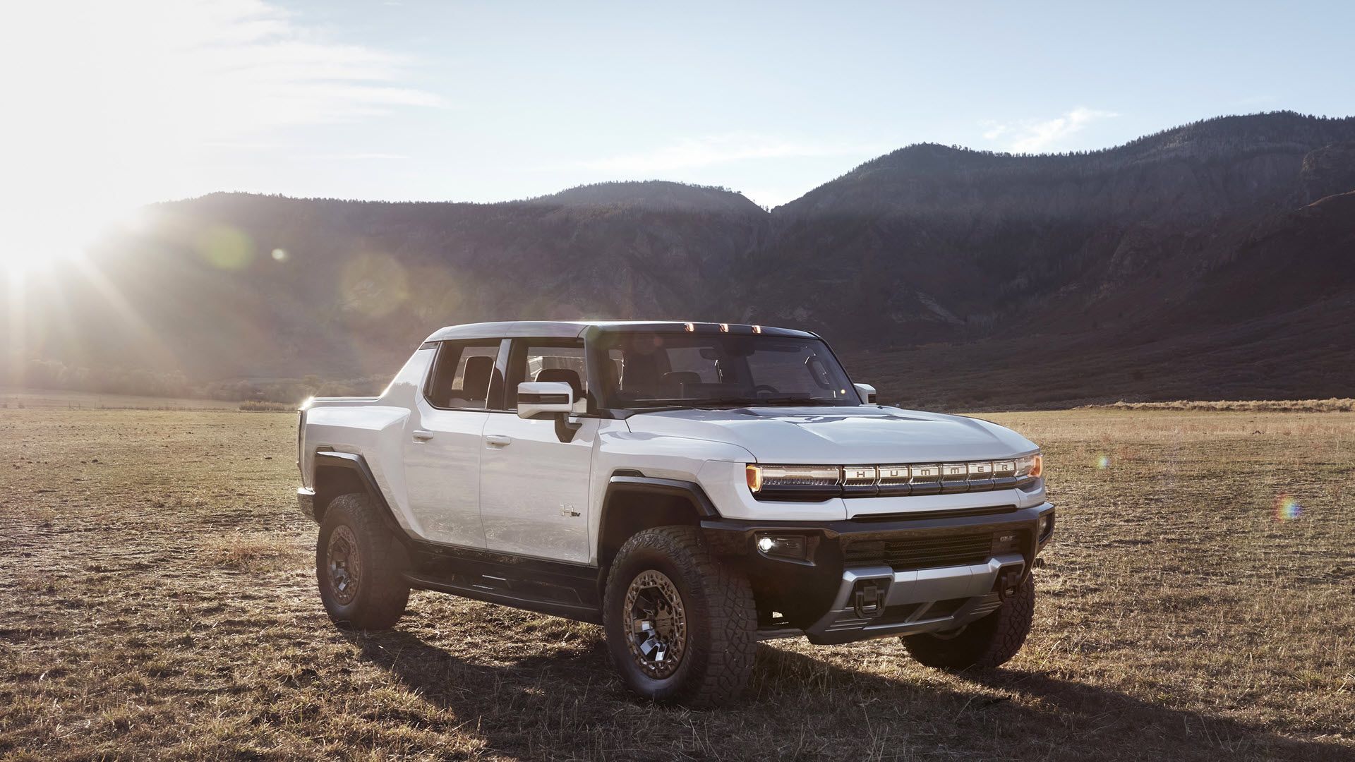 2022-GMC-HUMMER-EV-057