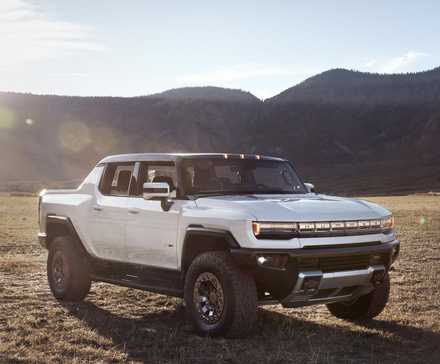2022-GMC-HUMMER-EV-057