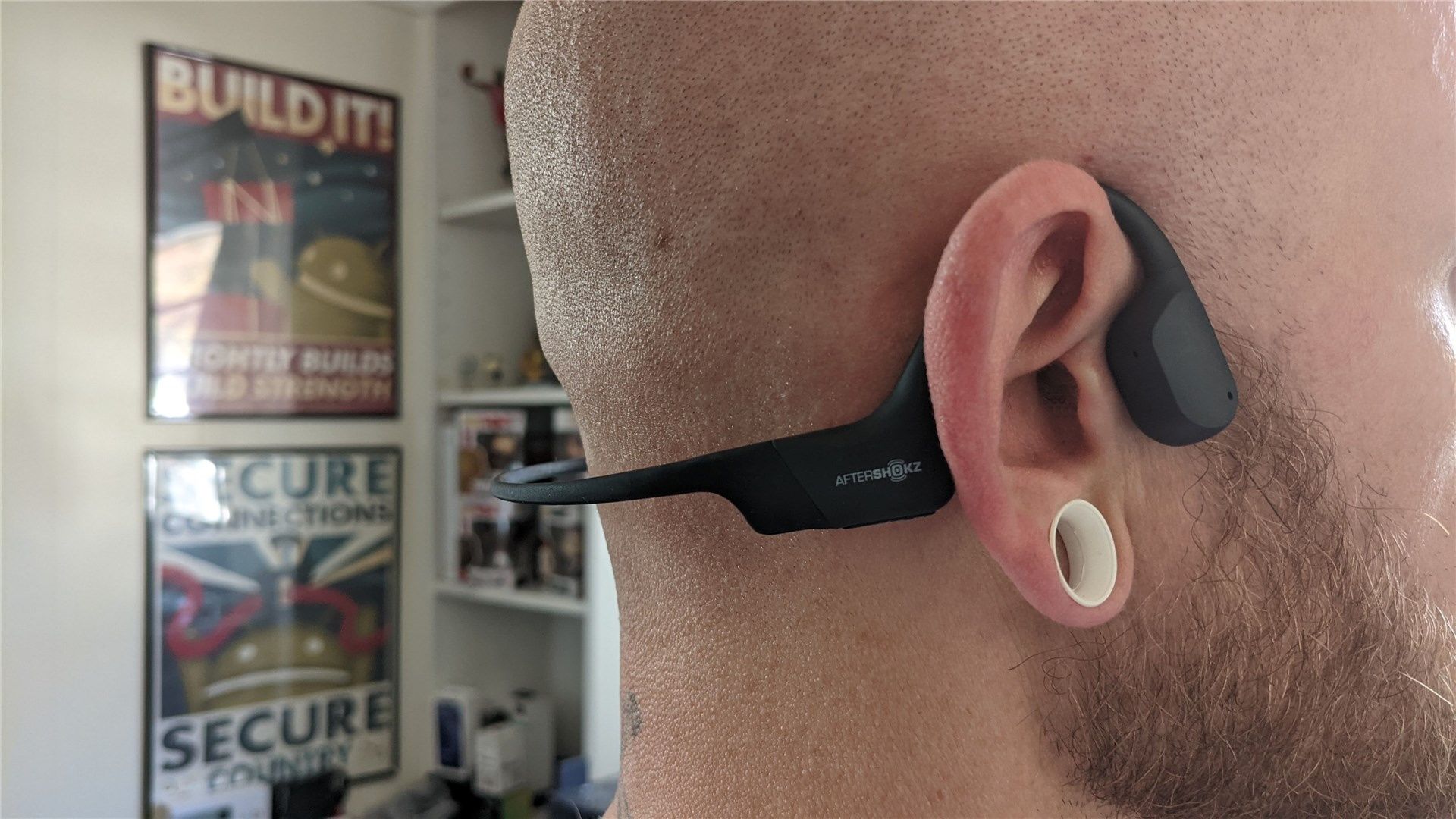 AfterShokz Aeropex Mini Review: A Pretty Big Deal for Something So