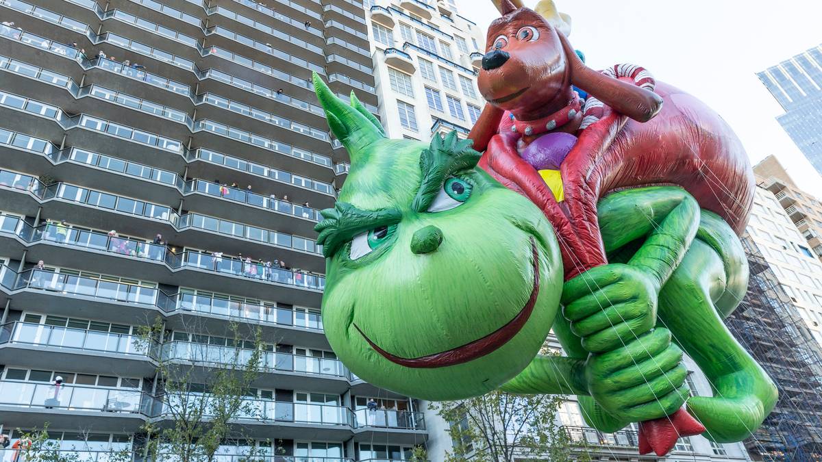 How to Stream Every Version of 'How the Grinch Stole Christmas'