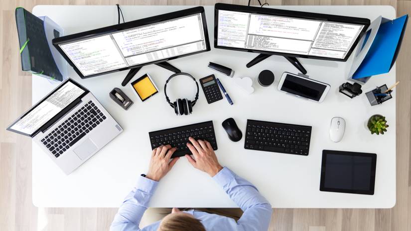 How Should You Organize a Multiple Monitor Setup?
