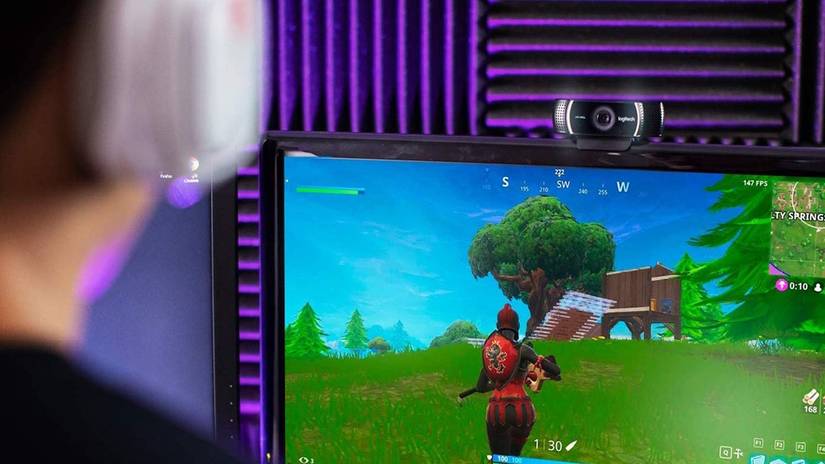 Your Xbox's USB Port Is for More Than Just Charging—Here's Everything ...