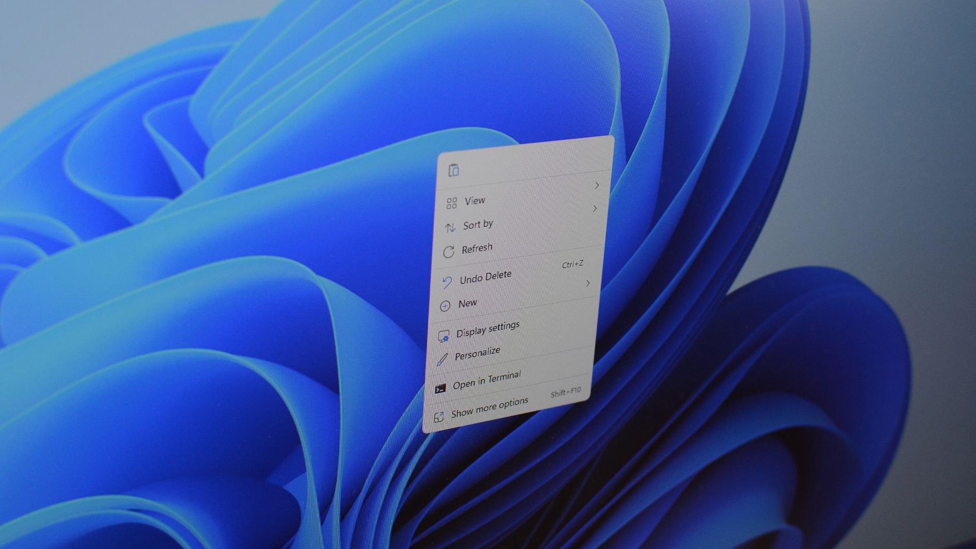 Windows11RightClickDesktop1