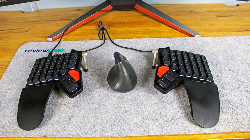 Moonlander Mark I Review: The Ultimate Ergonomic Keyboard