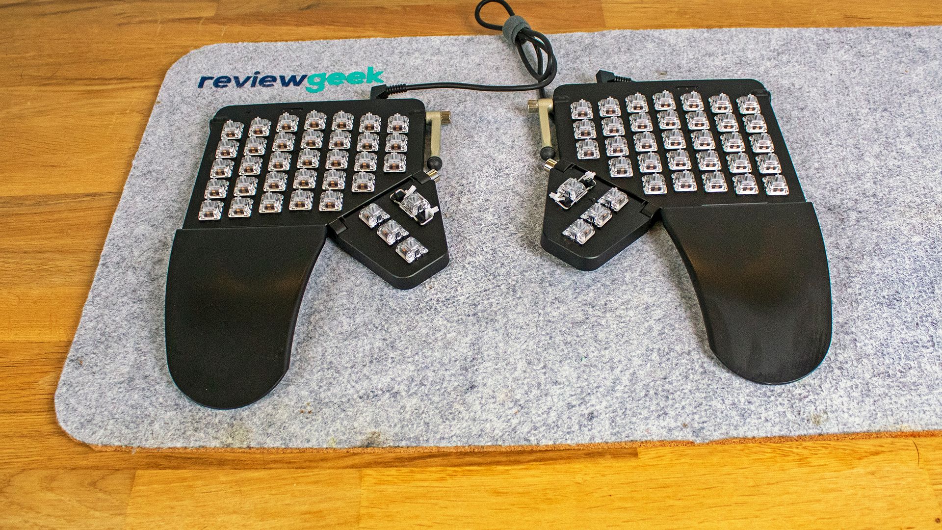 Moonlander Mark I Review: The Ultimate Ergonomic Keyboard