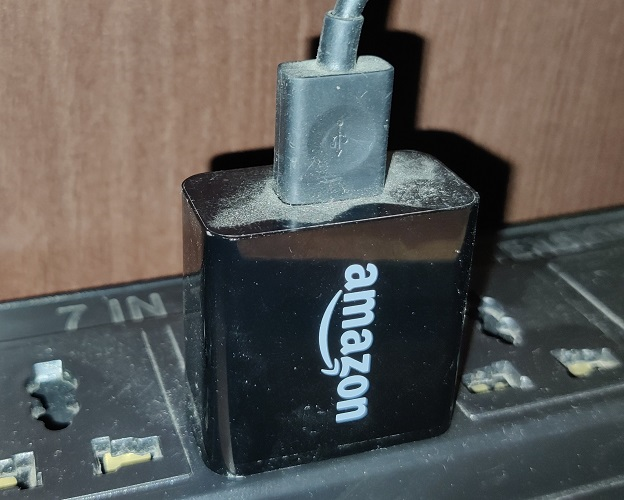 Plug the power cord back in.