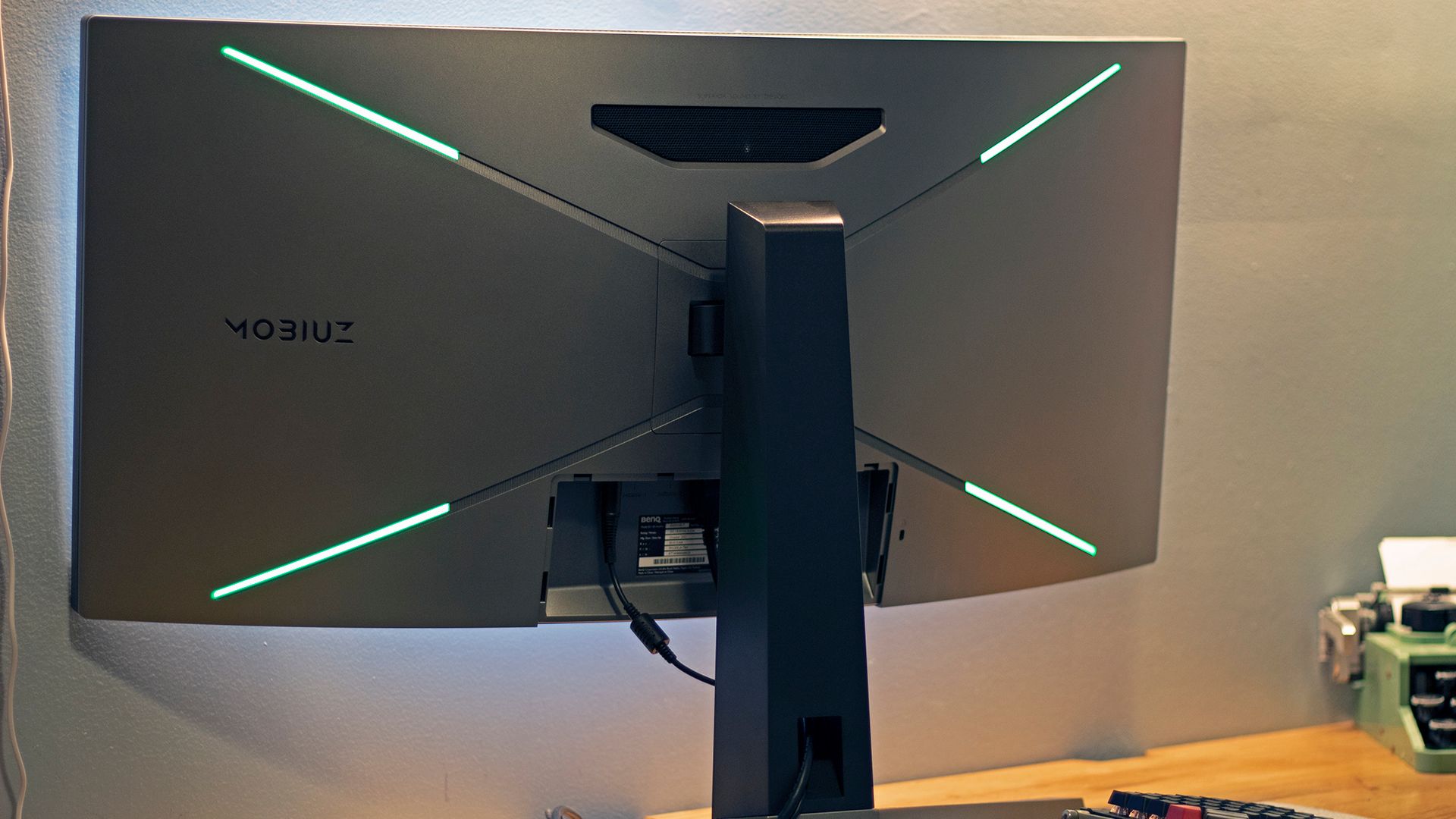 BenQ Mobiuz EX3410R 34-Inch Ultra-Wide Gaming Monitor Review: A