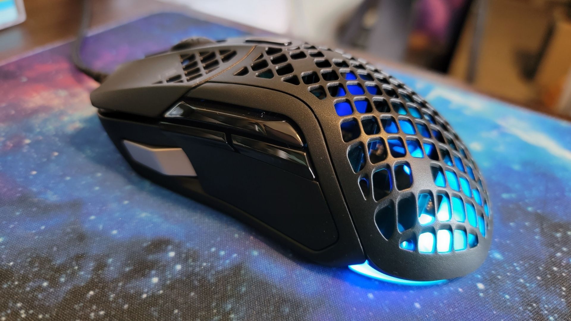 SteelSeries Aerox 5 Mouse Review: Lightweight and Customizable