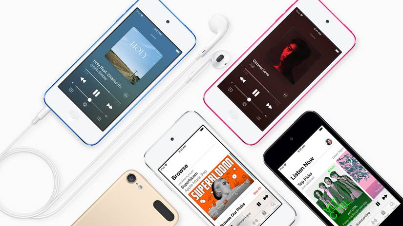 Photo of several iPod Touch players with apps open