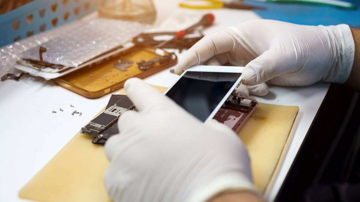Can You Recover Data From a Destroyed iPhone?
