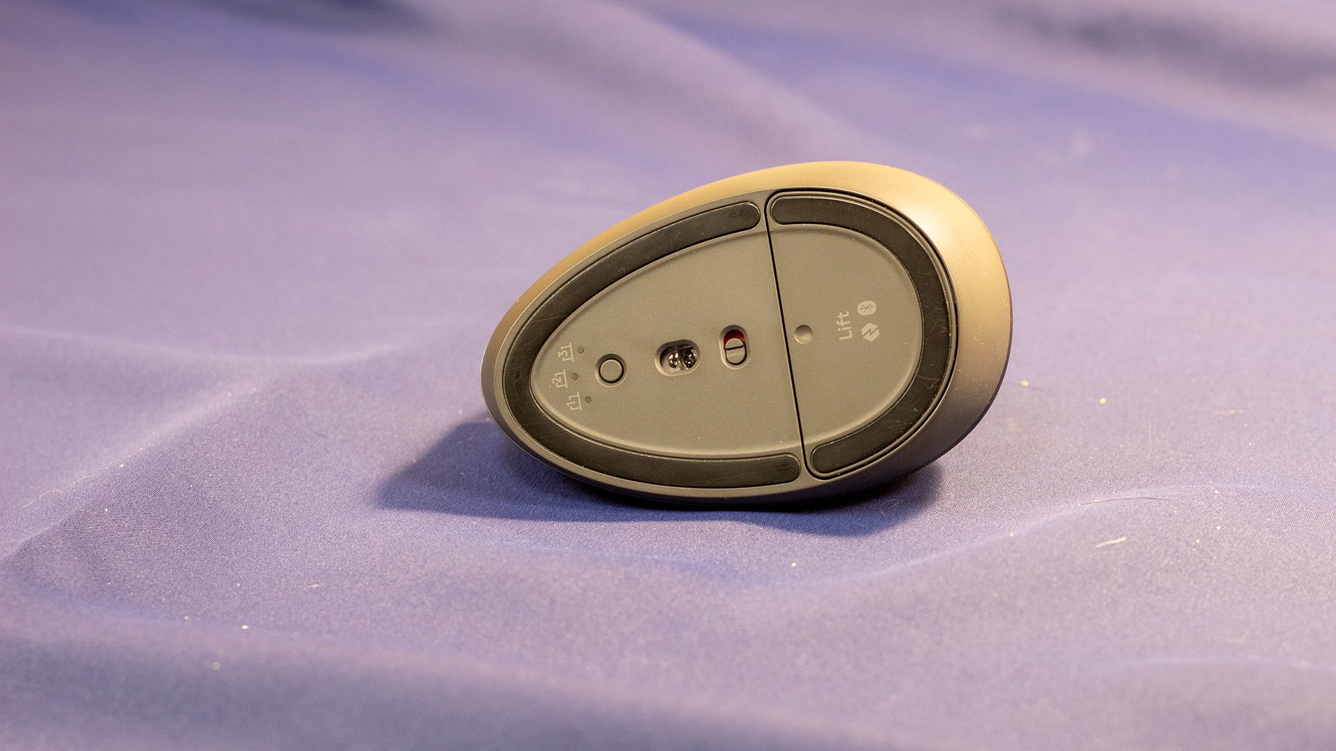 Logitech Lift Mouse Review: Great Ergonomics You Can Afford