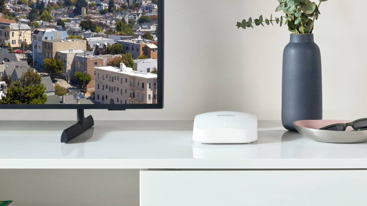 How (and Why) to Split a Mesh Router Pack