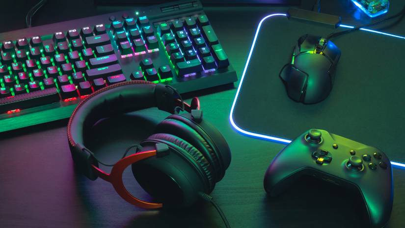 Pc Gaming Input Devices The Best Laptop Gaming Accessory Is a Controller, Here's Why