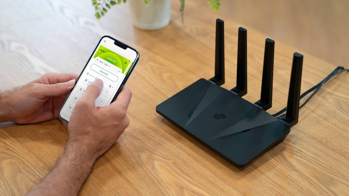 ExpressVPN Launches the Aircove, Its Own Wi-Fi VPN Router