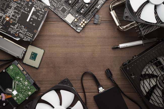 Why I’ll Never Buy a Gaming Laptop (Even Though They’re Good Now)