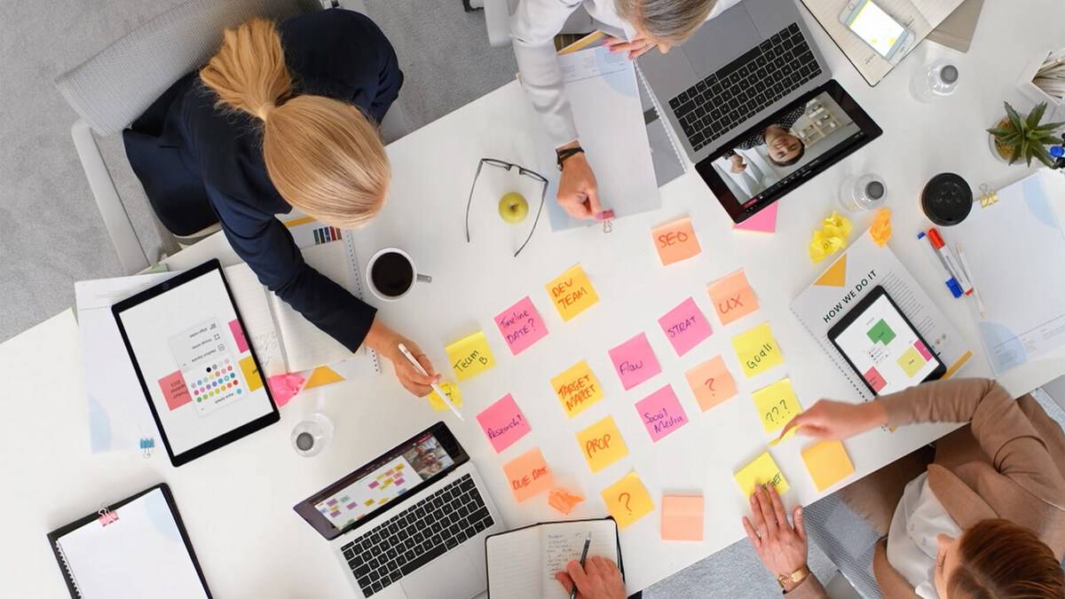 Postit Notes Board Software Microsoft and Post-it Notes Team Up to Digitize Whiteboards