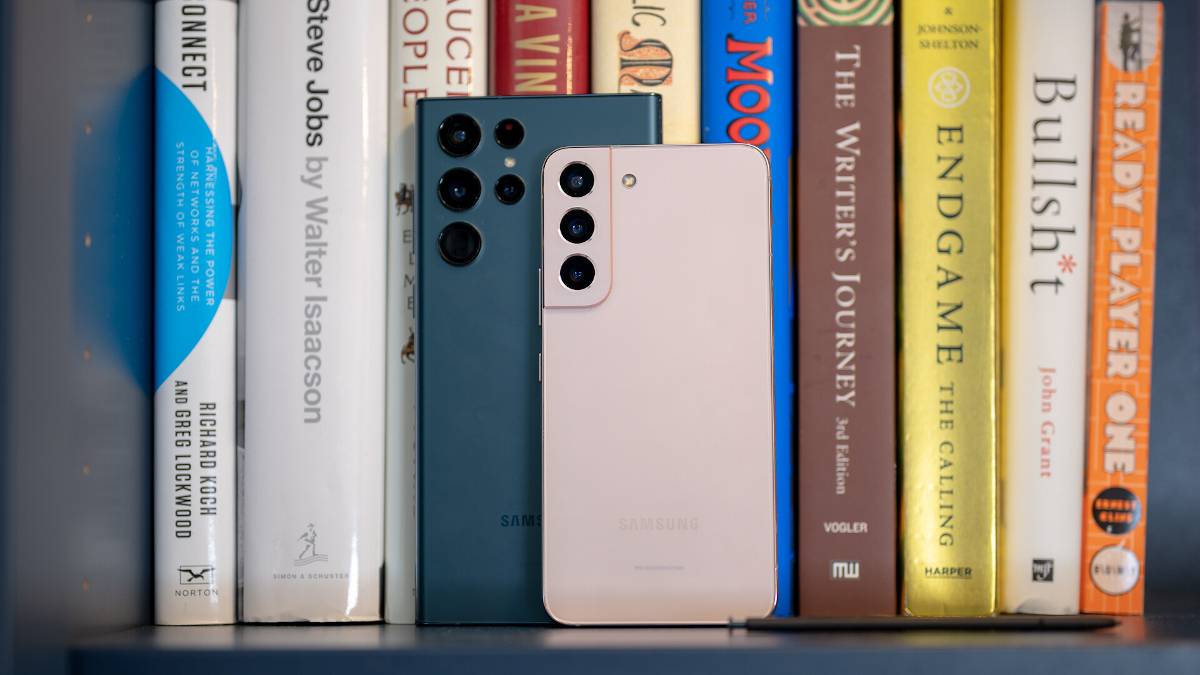 How to Make Your Phone Useful When There's No Internet