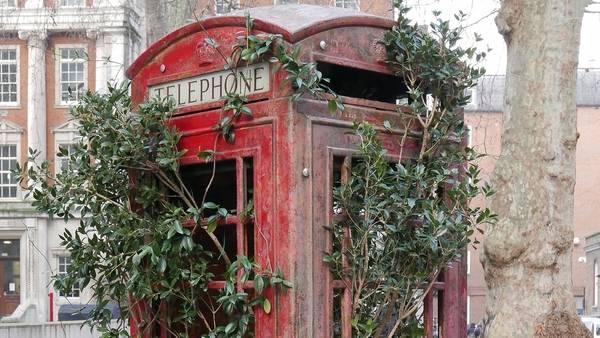 telephone