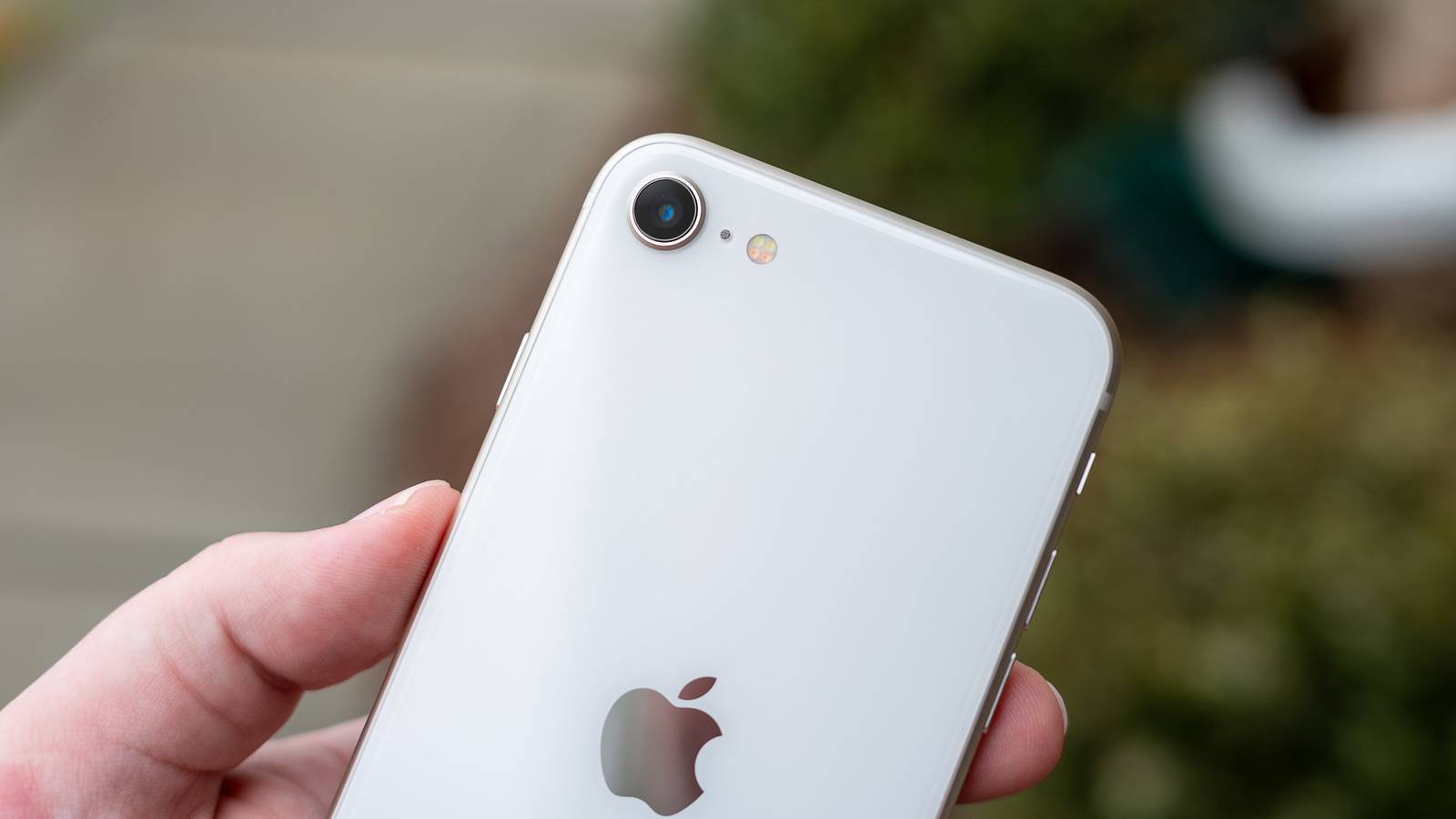 Want Better Smartphone Photos? Buy a Real Camera