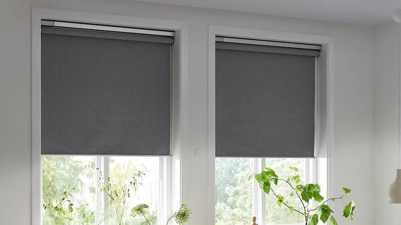 Ikea Fyrtur smart blinds on a window.