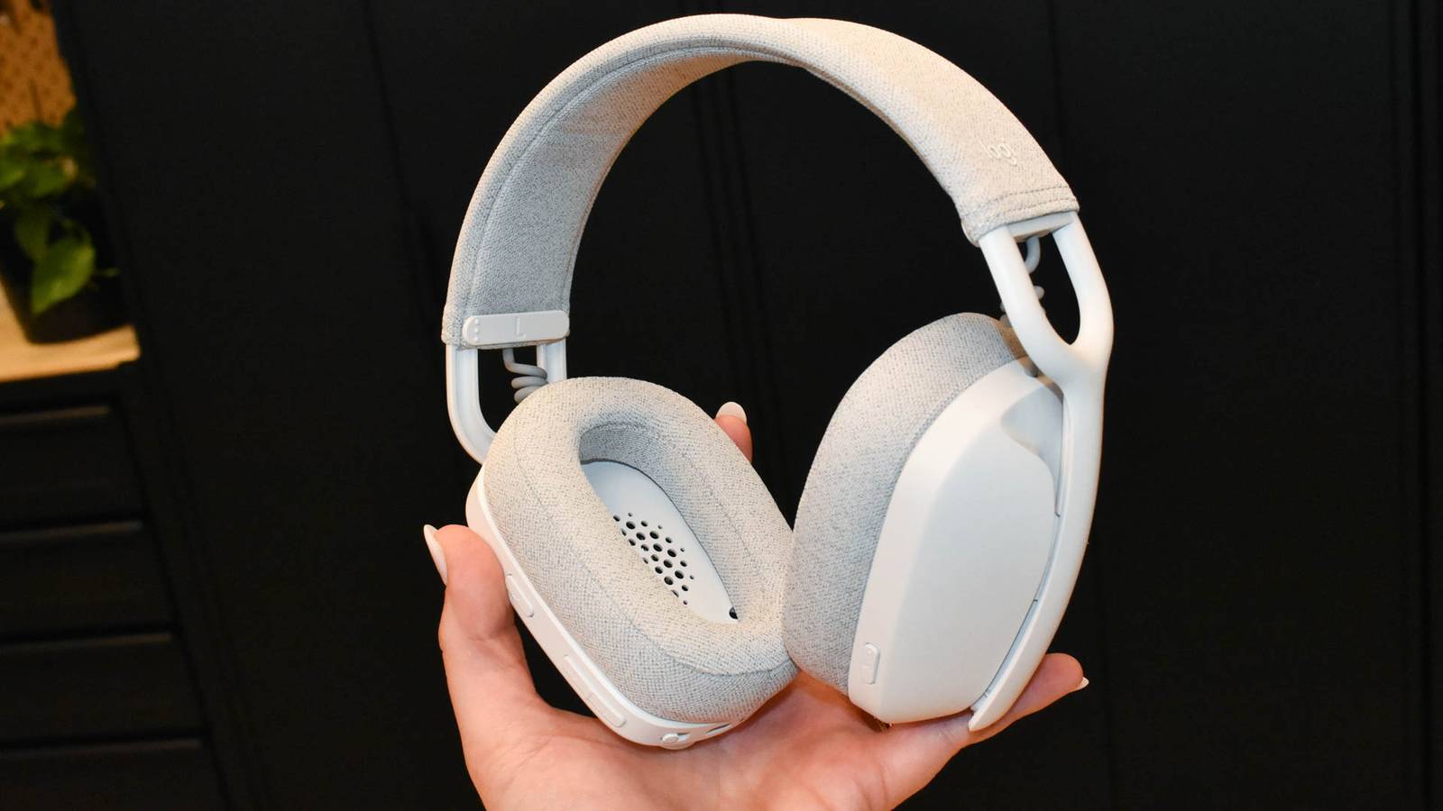 Step-by-step fixes for how to fix sound delay on bluetooth headphones windows 11