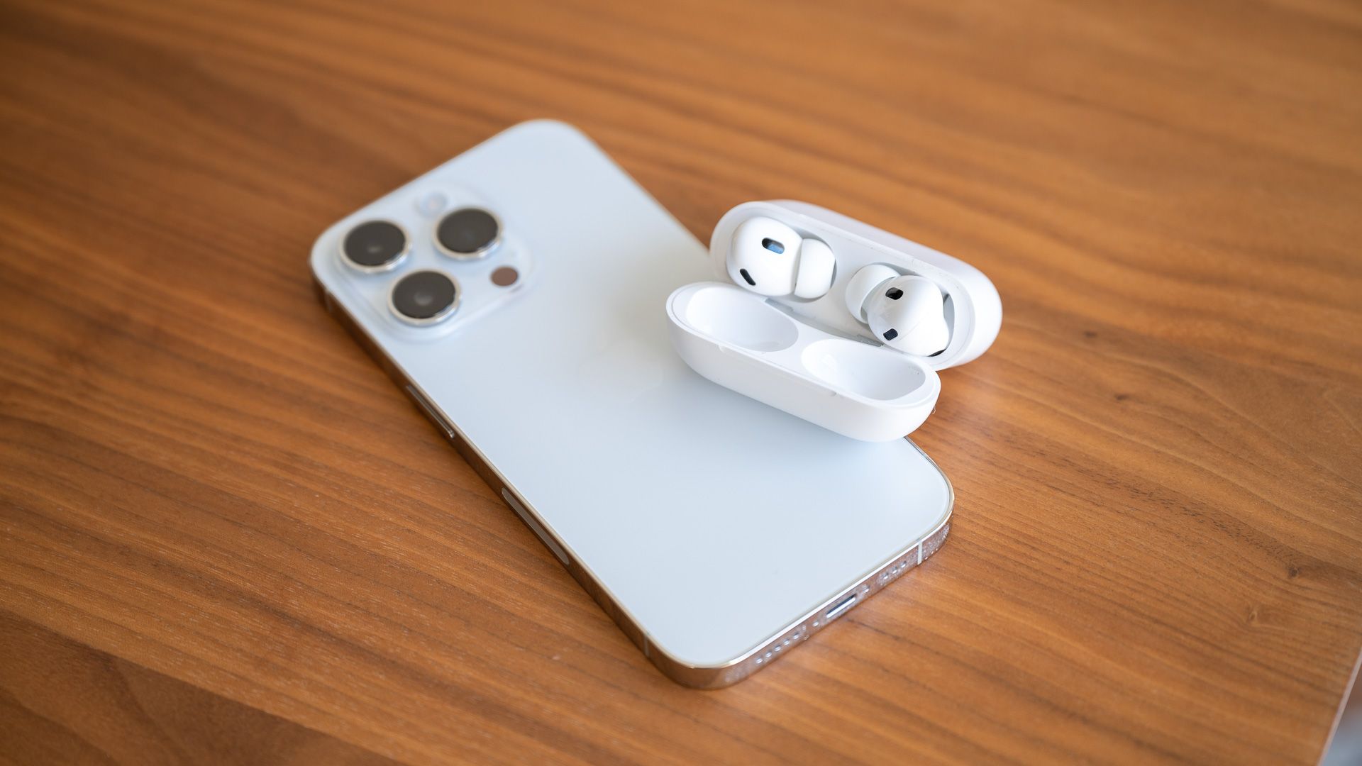iphone 11 pro max airpods pro