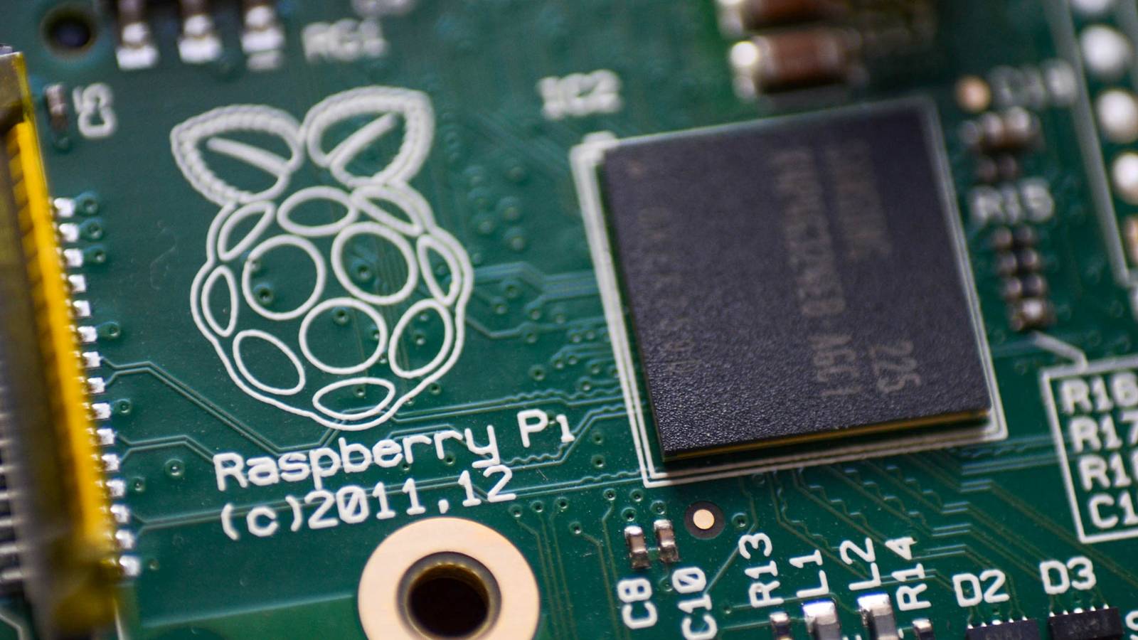 Raspberry Pi Debuts a Code Editor for Young People