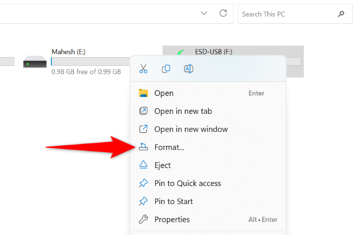 How to Format a USB Drive to FAT32 on Windows 11 or Windows 10