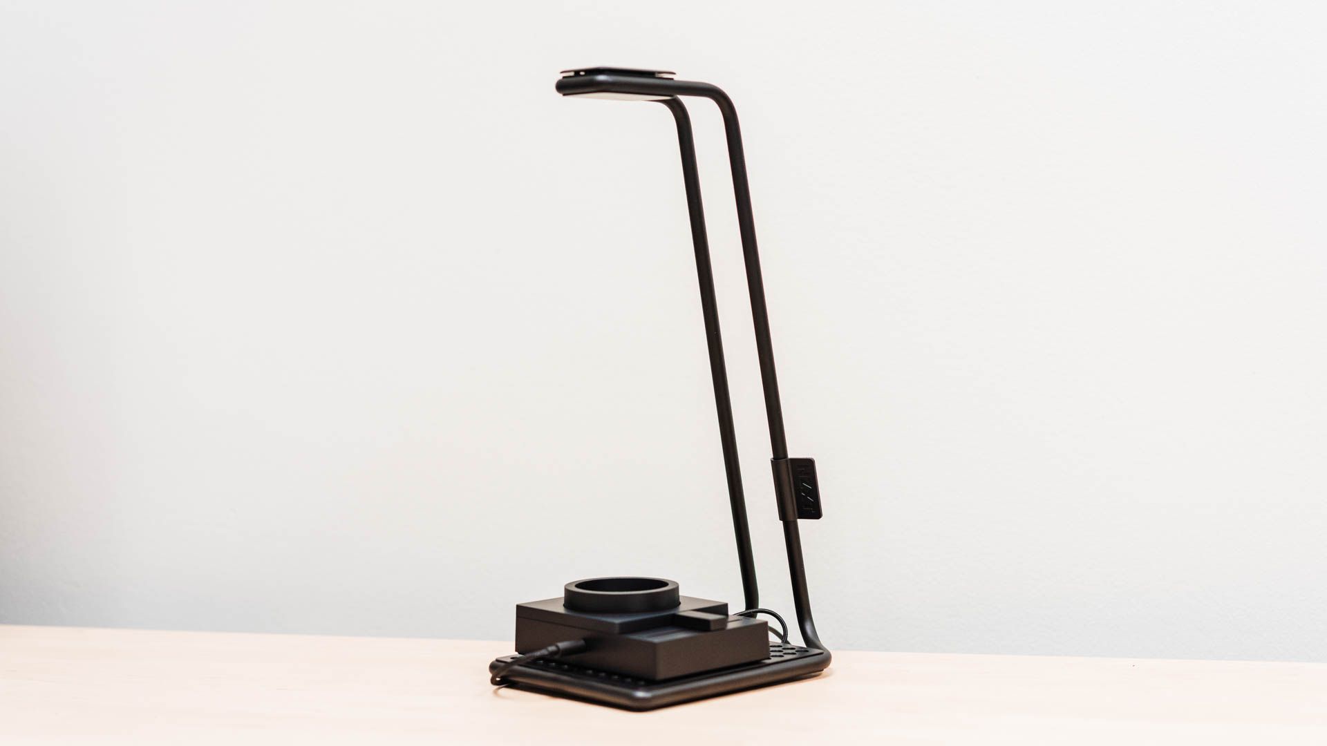 NZXT SwitchMix Review: A Handy Troubleshooter in a NZXT SwitchMix Review: A Handy Troubleshooter in a