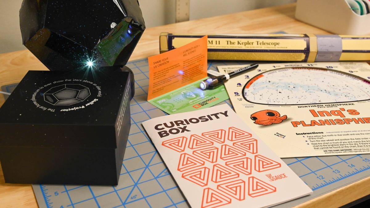 Curiosity Box Ruler Open Your Mind With Curiosity Box, Now 50% Off With Code