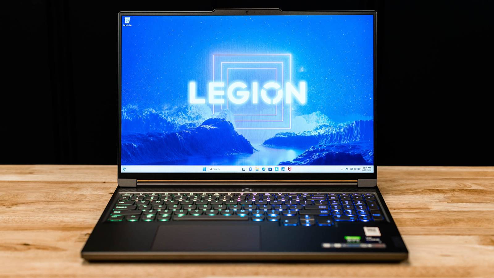 Lenovo Legion Slim 7i Gen 8 Review: Big Gaming Fun in a Thoughtful 