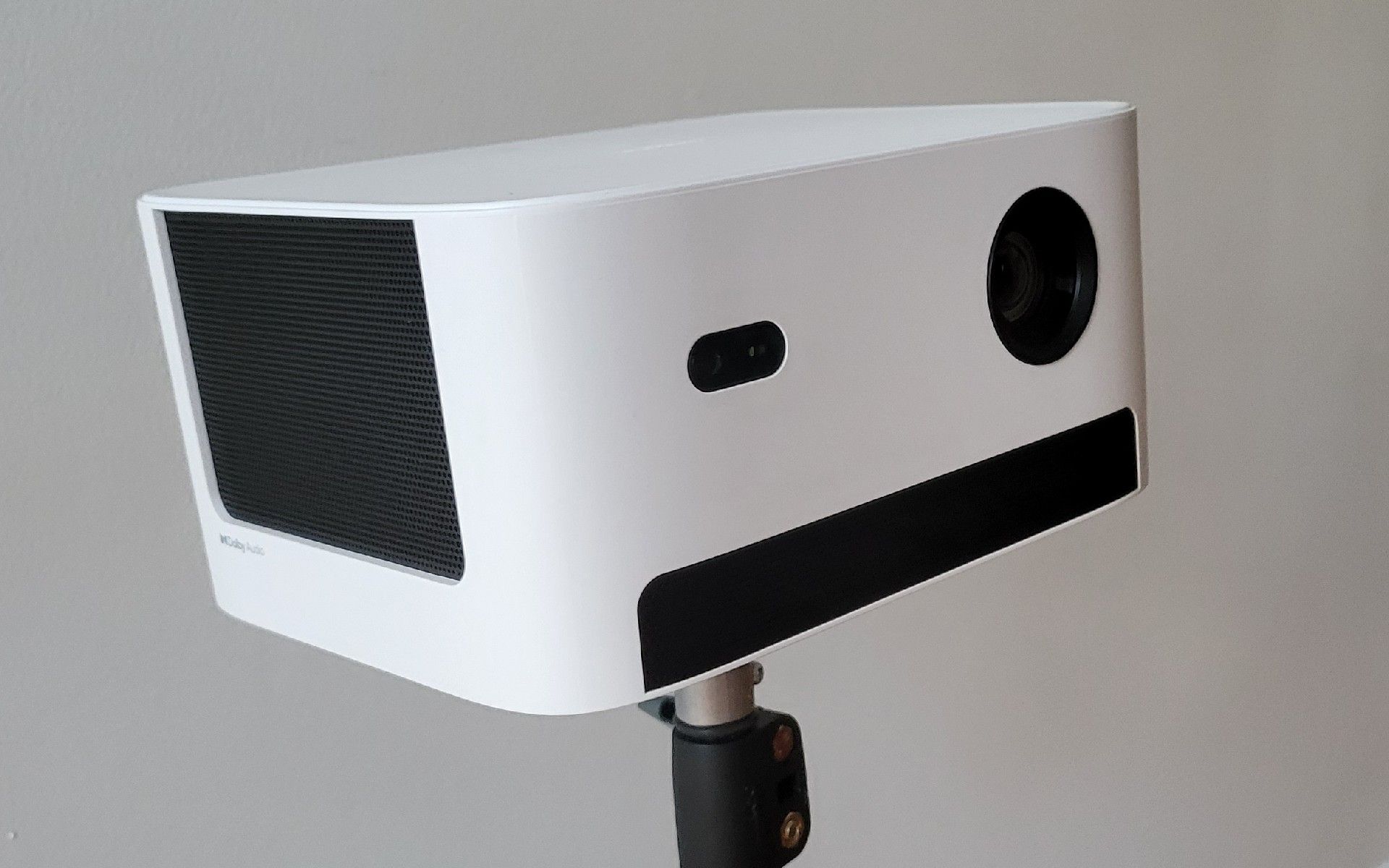 Dangbei Neo Smart Projector Review: A Great Choice at the