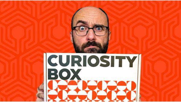 Curiosity-box