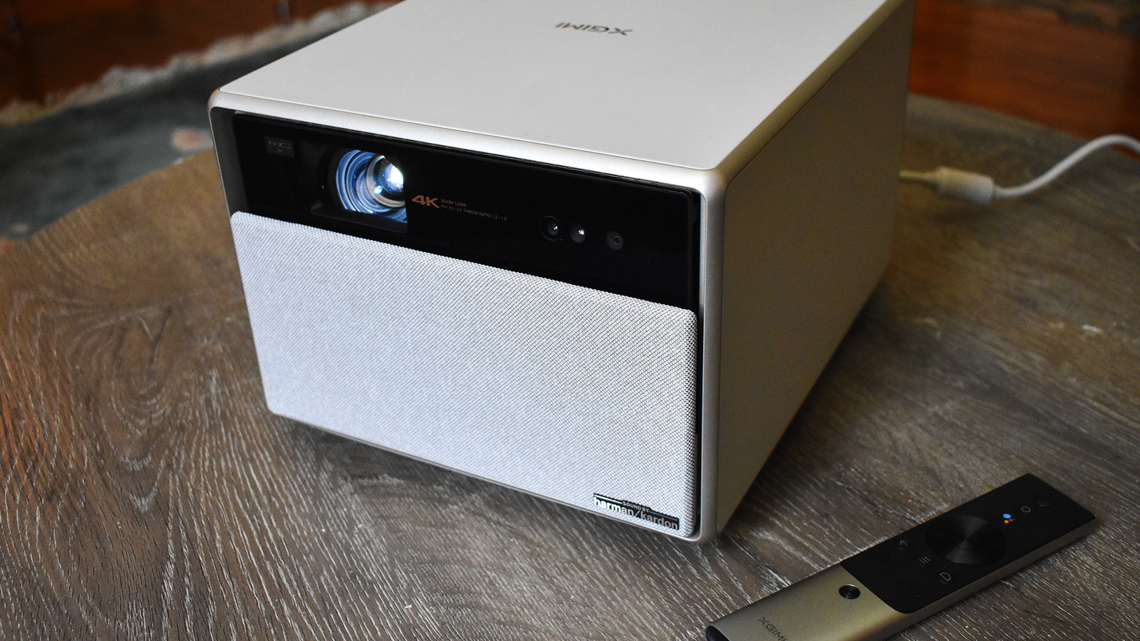 XGIMI Horizon Ultra Review: A Premium 4K Laser Projector Like No Other XGIMI Horizon Ultra Review: A Premium 4K Laser Projector Like No Other