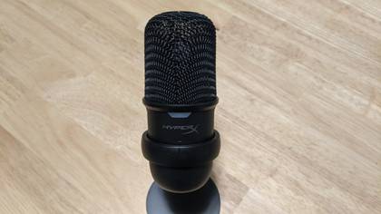 HyperX SoloCast Review: A Tiny Mic with Tiny Problems