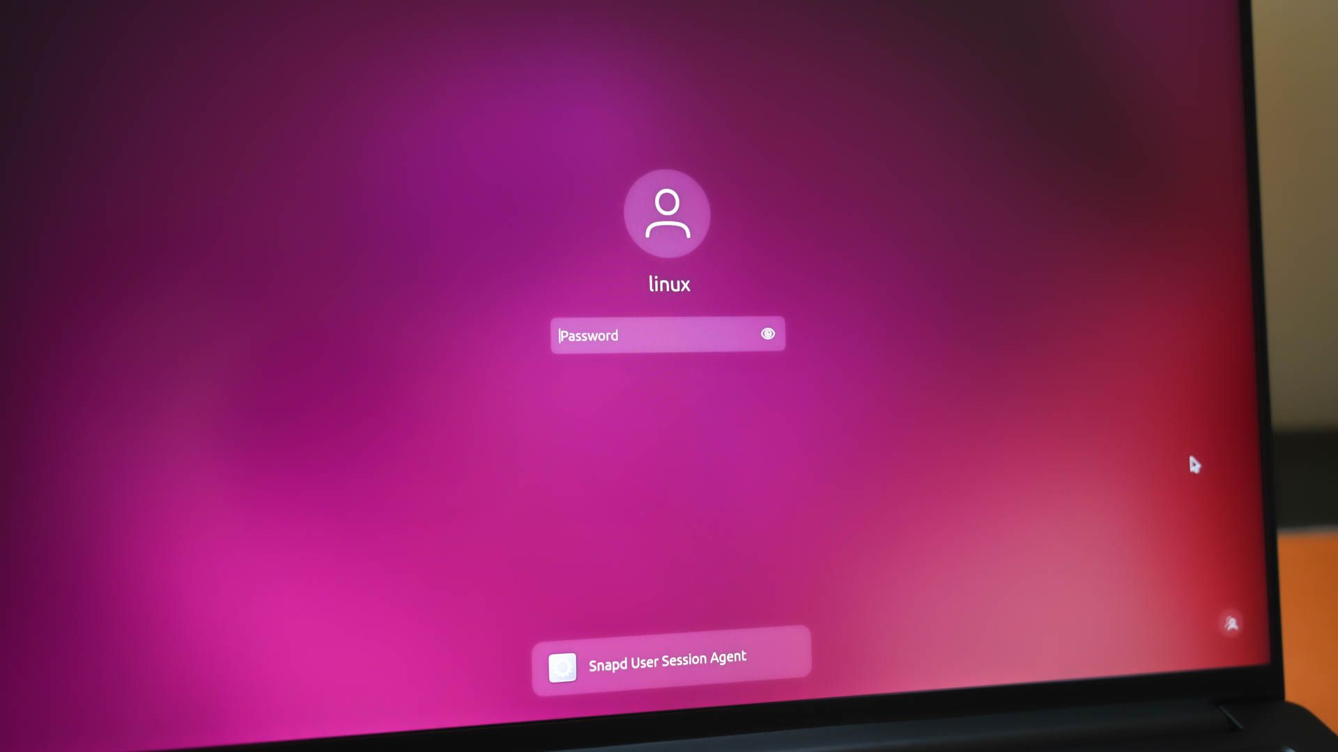 The Ubuntu lock screen, show immediately after startup.