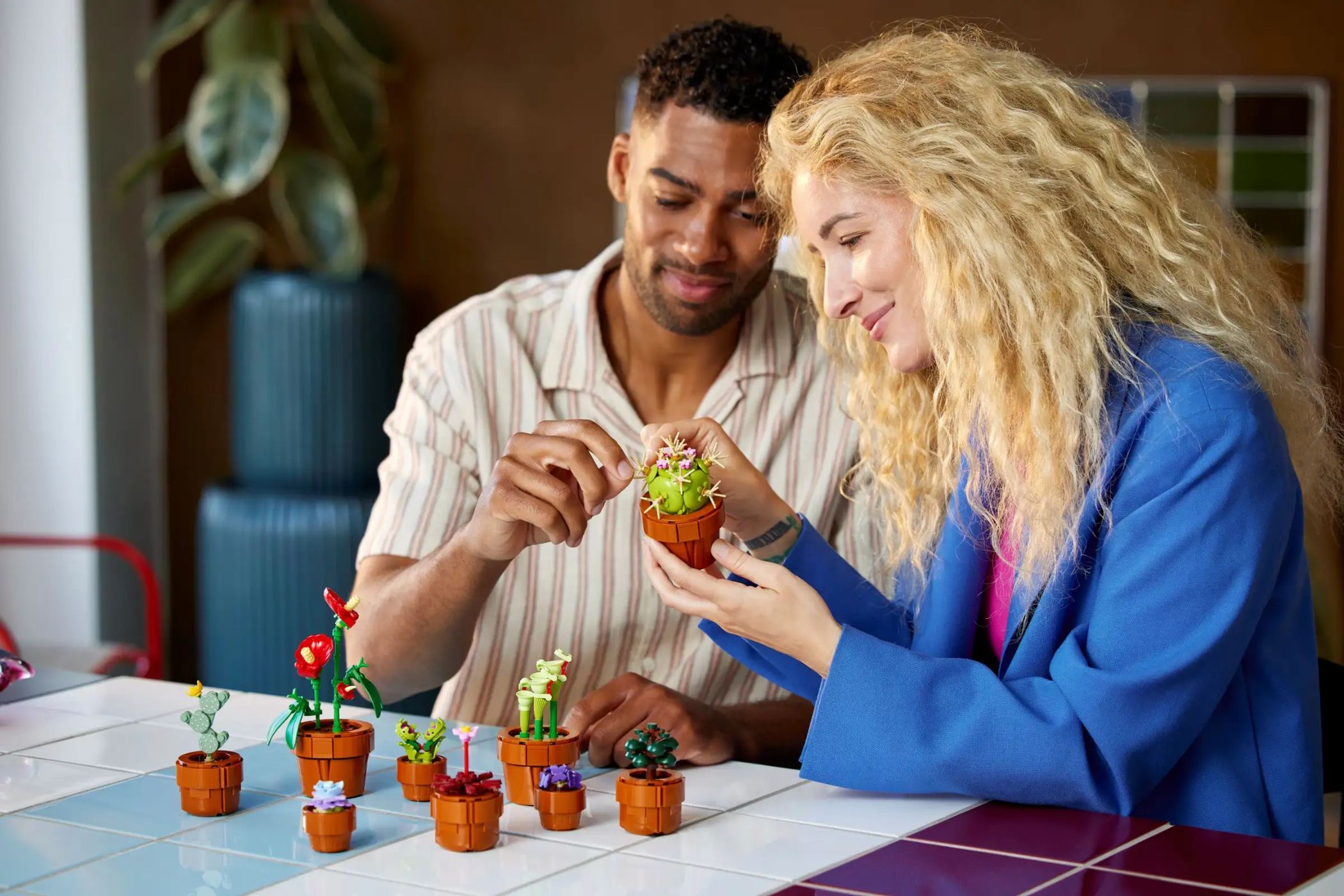 鉢・プランター spicygem tiny blass Bring Your Garden Indoors with LEGO's Tiny Plants Collection
