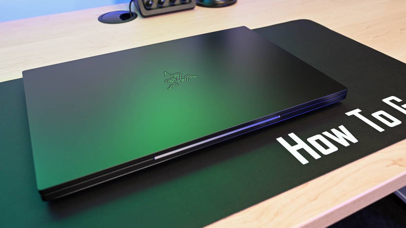 How to Keep Your Laptop On With the Lid Closed on Windows 11